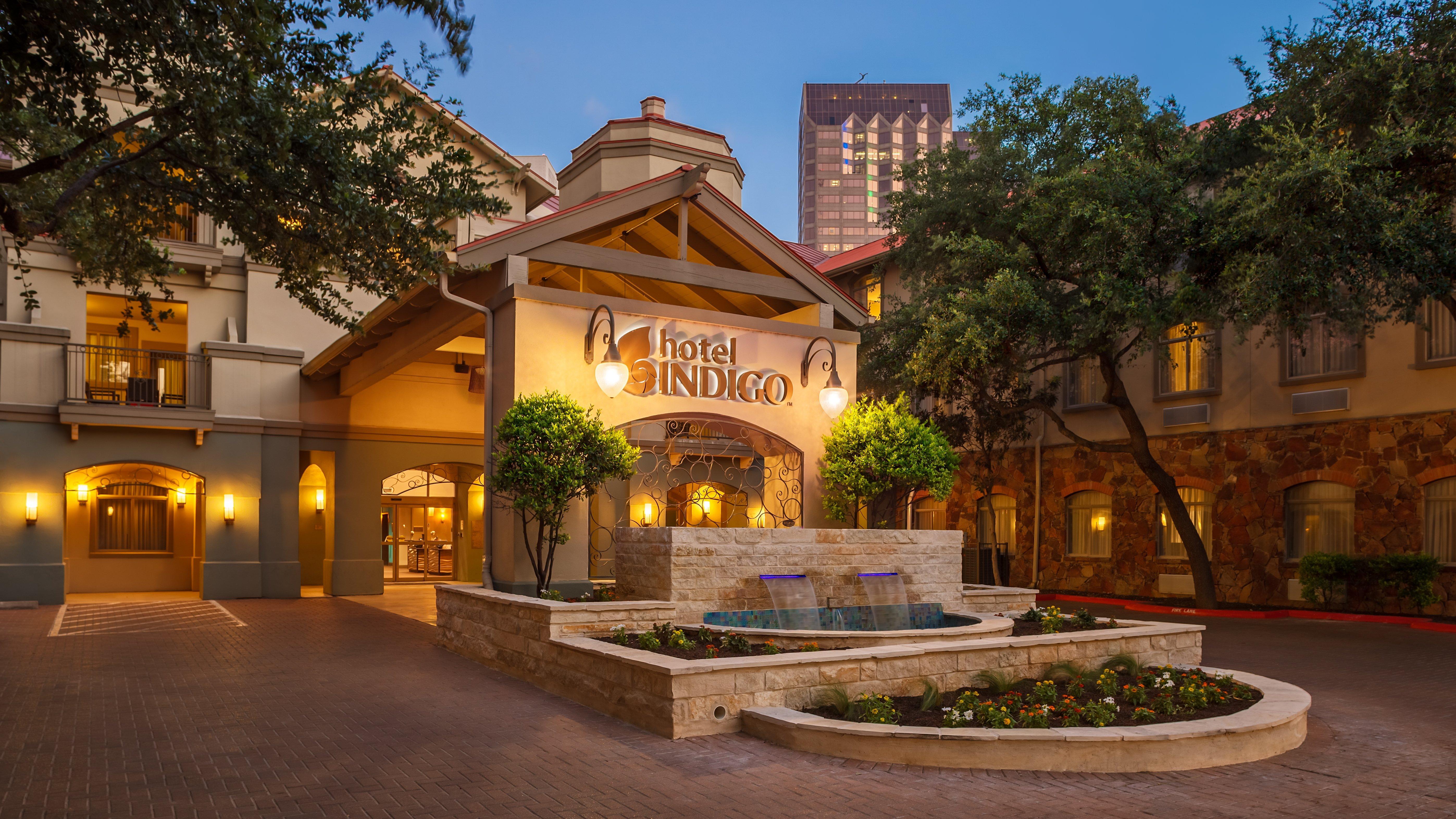 Hotel Indigo San Antonio Riverwalk By Ihg Extérieur photo